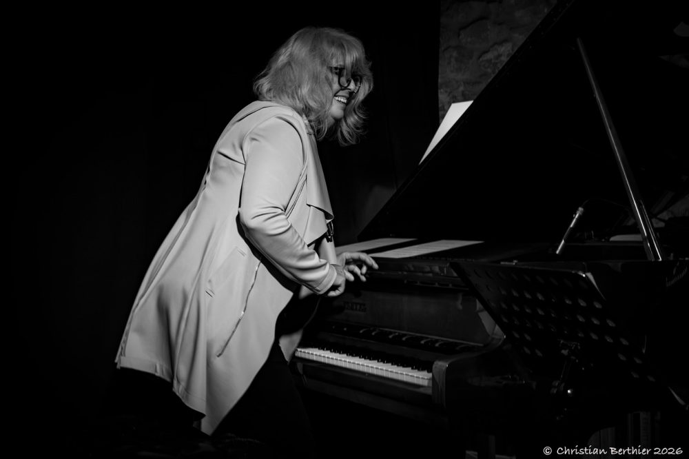 Evelyne Thumont au piano
